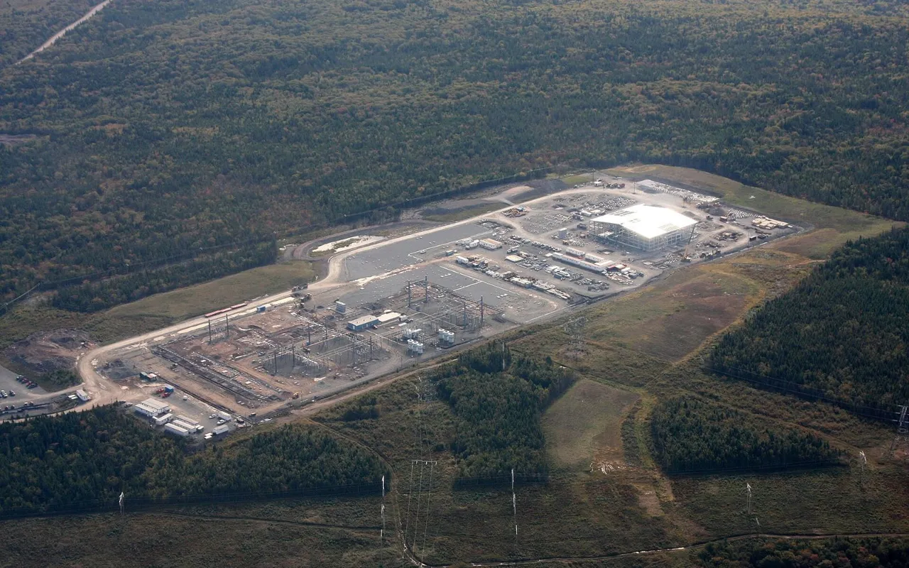 Woodbine converter station, Maritime Link HVDC, Nova Scotia
